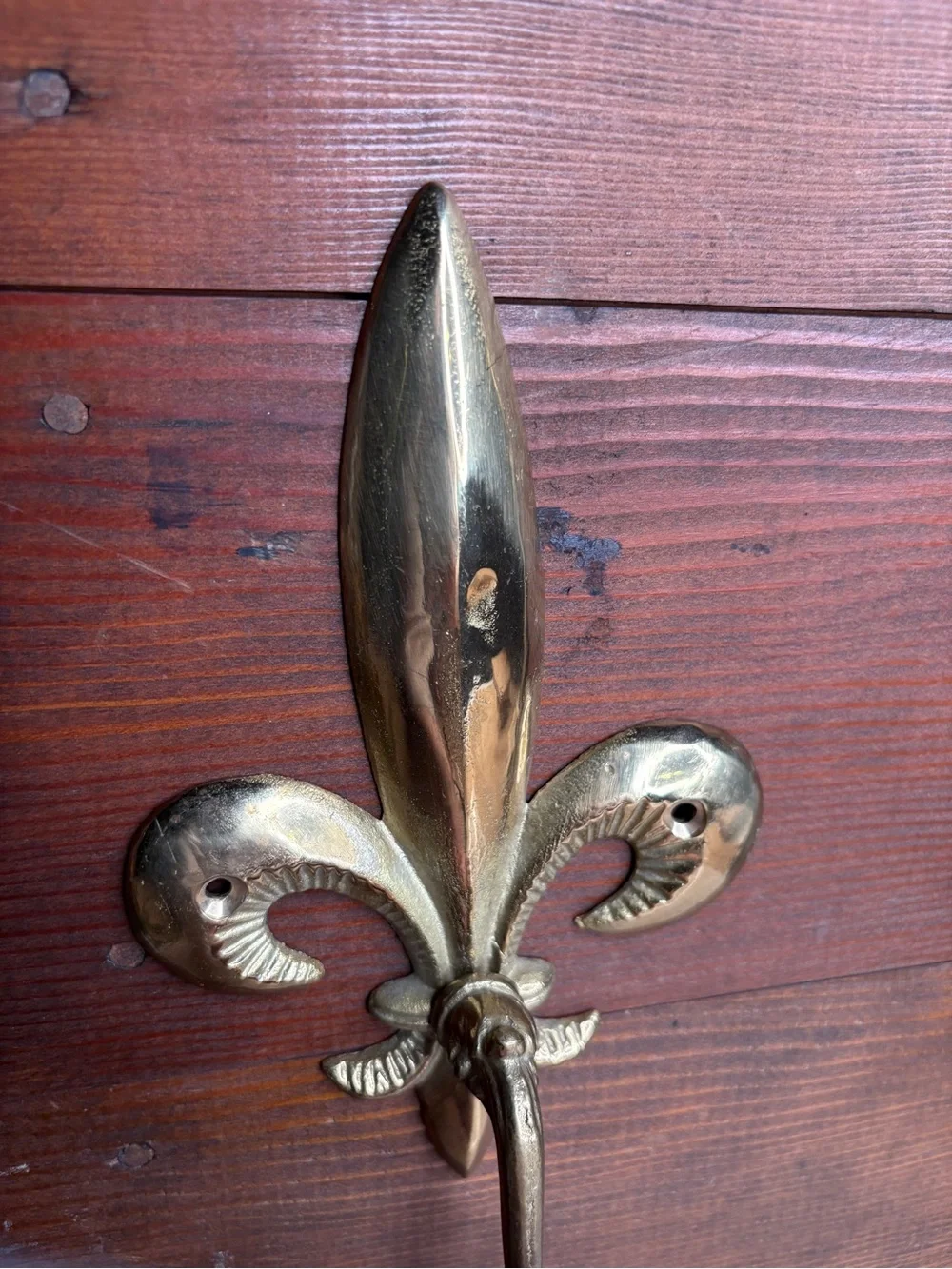 Vintage Gold Brass Fleur de Lis Decorative Single Hook Wall Hook